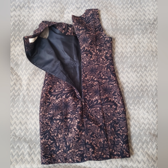 Loft 82 navy blue and cream floral lace dress - Picture 4 of 9